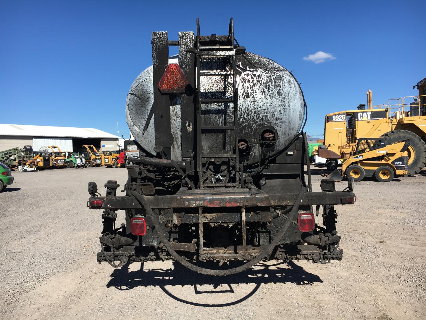 ./imagenes/INVOICE/2019/17036/CAMION PETROLIZADOR CON EQUIPO ETNYRE (17).JPG